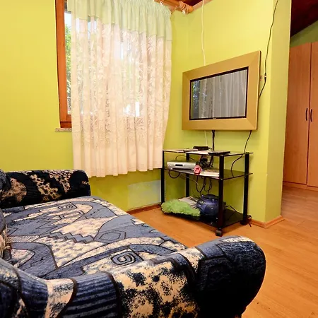 Apartman Amedea *